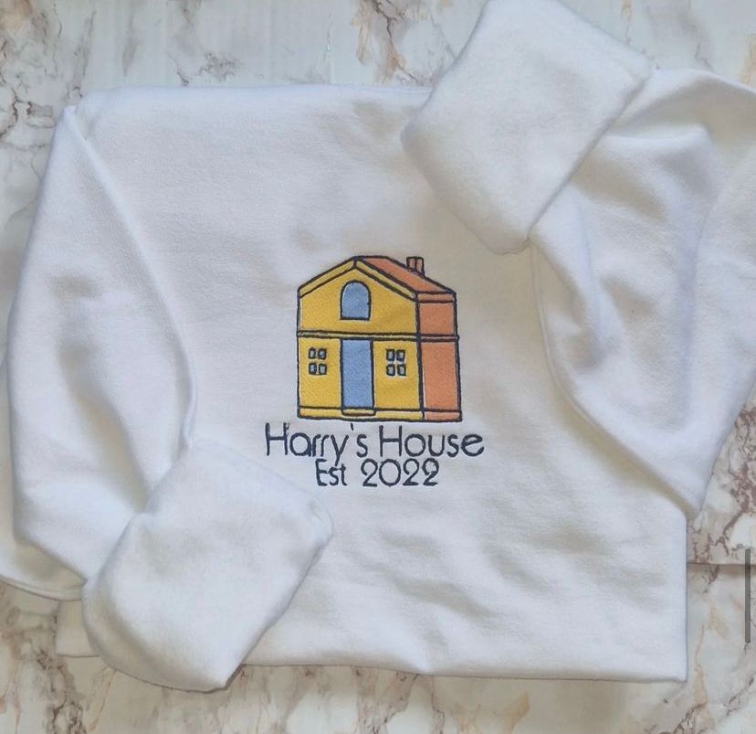 Harrys house embroidered sweatshirt